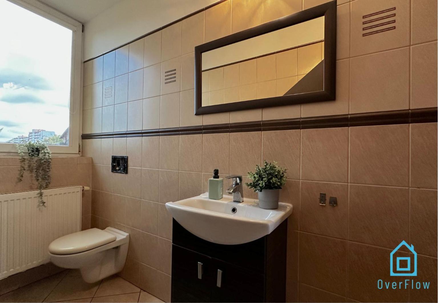 Purple Room - Charming Place, 15 Minutes To Gdansk Old Town & 5 Minutes To Seaside Bagian luar foto